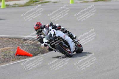 media/Mar-05-2023-TrackXperience (Sun) [[a95d40e56a]]/Group 2/session 2 turn 4/